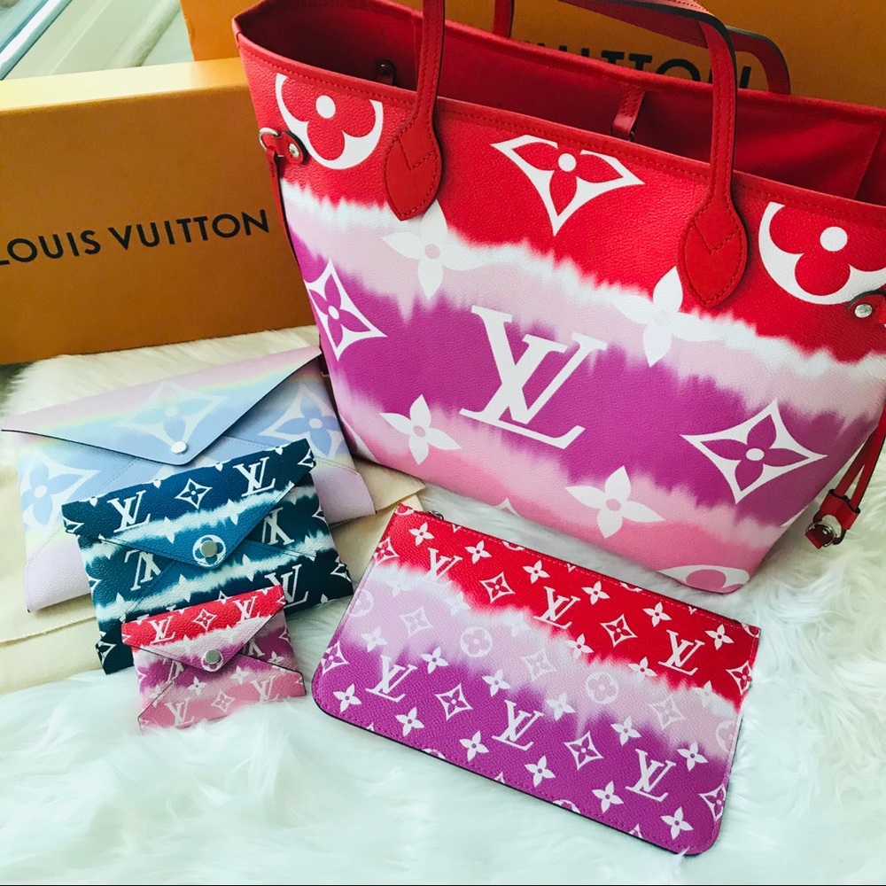 SOLD 🥰 Louis Vuitton ESCALE Neverfull RED - Picture 4 of 16